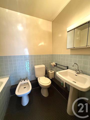 Appartement F5 à vendre  5 pièces - 116,71 m2 PARIS - 75016