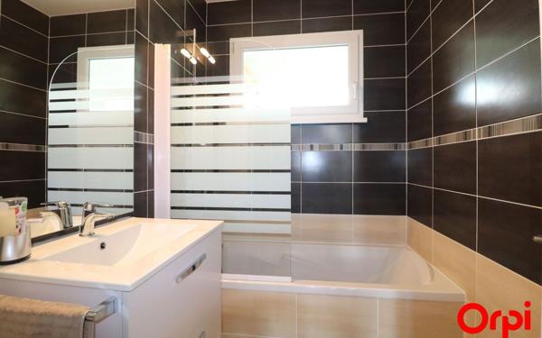 Appartement à vendre    2 pièces • 53,75 m2 Hoenheim