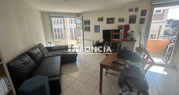 À vendre Appartement 2 pièces 42.21 m² - Roanne 42300