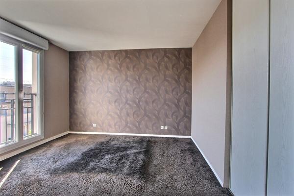 VILLENEUVE LA GARENNE - QUARTIER APOLLONIA - DUPLEX DE 5 PIECES AVEC TERRASSE
