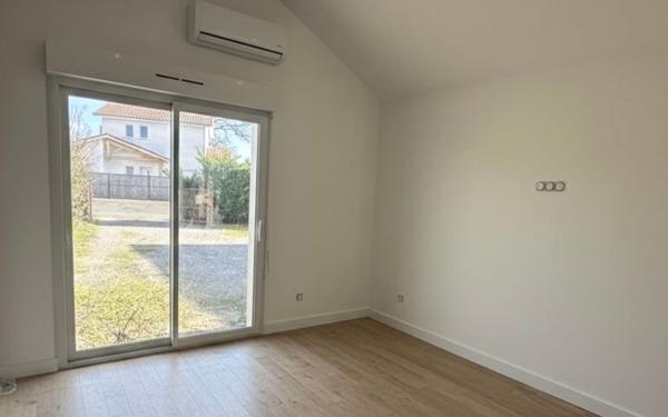 Maison à vendre    2 pièces •  Saint-Vincent-de-Tyrosse