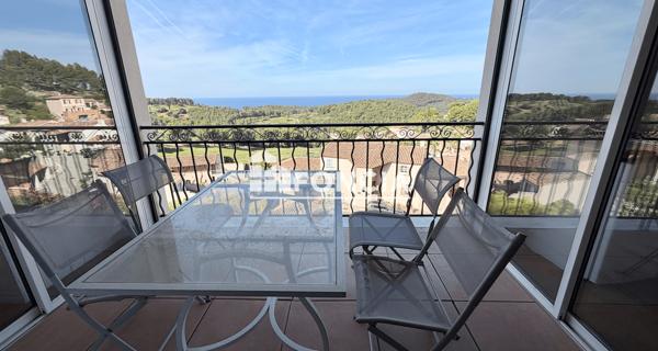 À vendre Appartement 2 pièces 49.84 m² - Saint-cyr-sur-mer 83270