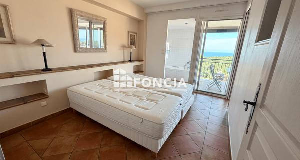À vendre Appartement 2 pièces 49.84 m² - Saint-cyr-sur-mer 83270