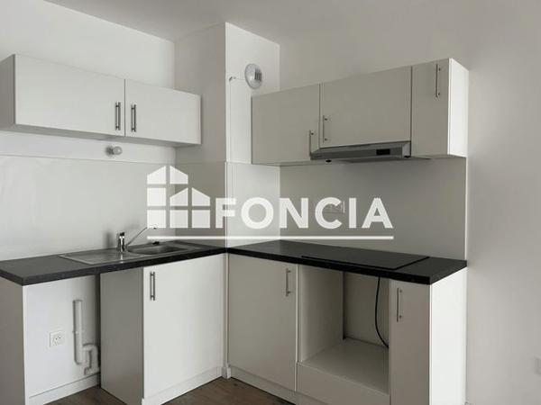 Location Appartement 3 pièces 67.8 m² - Saint Andre Lez Lille 59350