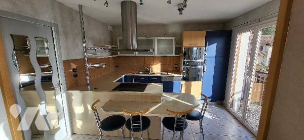 Appartement Duplex de type 6 quartier Bois de Doubs