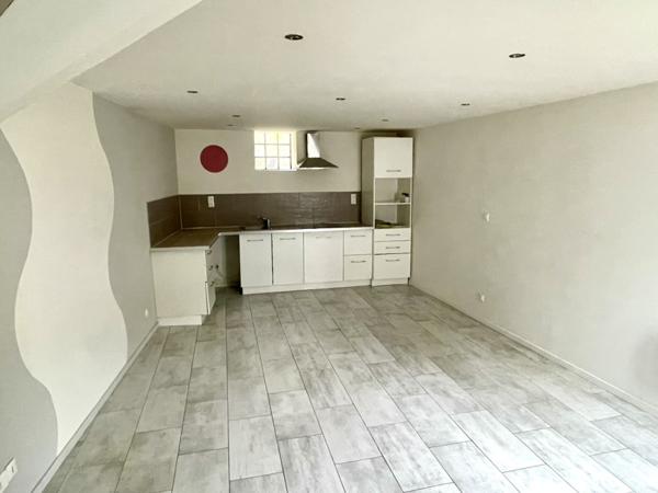 MAISON REZE PONT ROUSSEAU