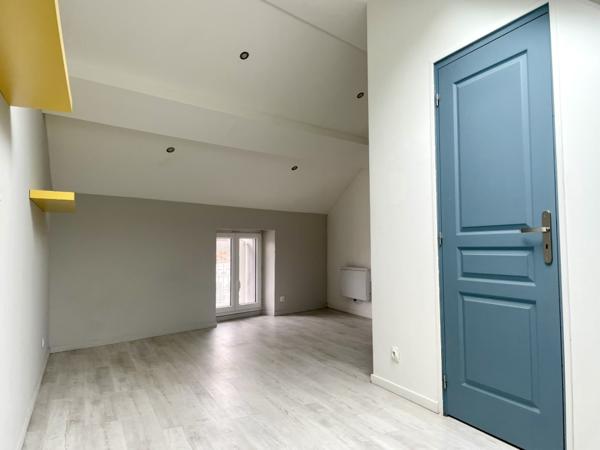 MAISON REZE PONT ROUSSEAU