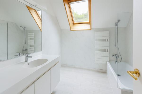 Maison 8 pièce(s) 236 m2