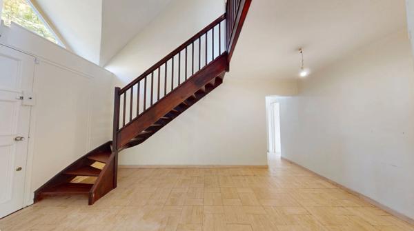 Maison 8 pièce(s) 236 m2