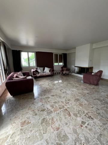 Propriete de 300 m²