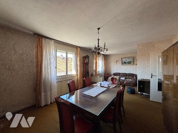 MAISON DE VILLE BETHONCOURT A RENOVER AVEC GARAGE, DEPENDANCE ET JARDIN