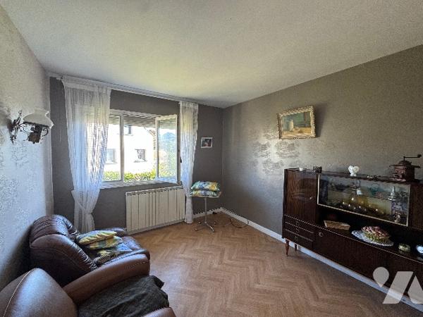 MAISON DE VILLE BETHONCOURT A RENOVER AVEC GARAGE, DEPENDANCE ET JARDIN