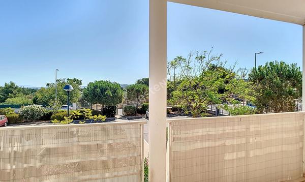 Appartement 3 pieces de 55 m2 avec terrasse a Chateauneuf Les Martigues