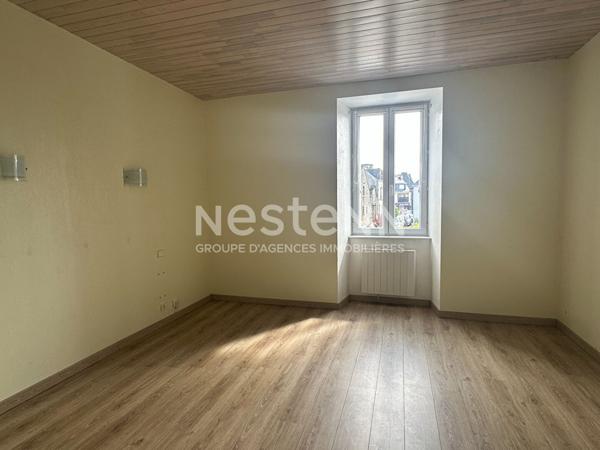 Hyper centre de Questembert avec ascenseur privatif 120 m² - T6