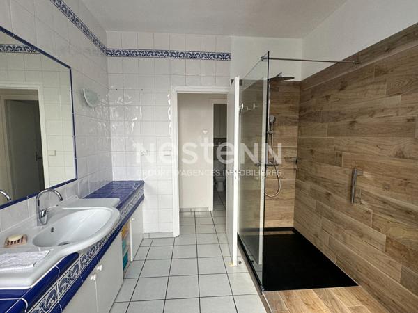 Hyper centre de Questembert avec ascenseur privatif 120 m² - T6