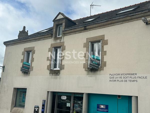 Hyper centre de Questembert avec ascenseur privatif 120 m² - T6