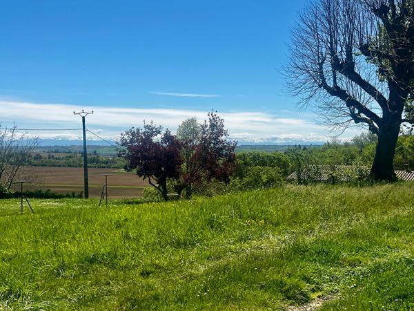Terrain Baziege 630 m2 avec vue sur les Pyrénées
