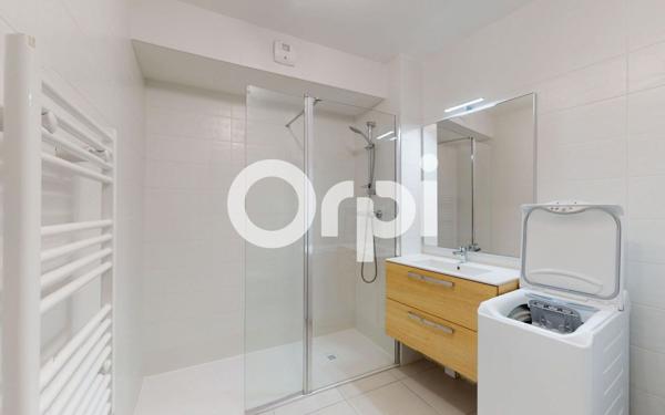 Appartement à louer    1 pièce • 25,60 m2 Bron