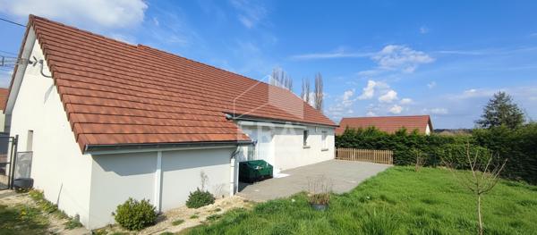 Maison Le Deschaux 5 pièce(s) 108 m², 4 chambres, quartier calme, terrain clos