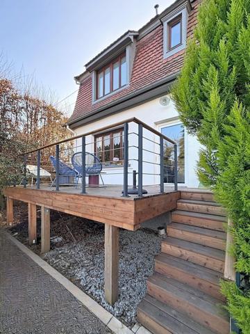 Maison d'exception avec piscine chauffée, idéalement située au cœur d'Illkich