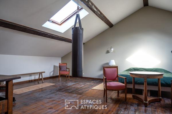 En Ardèche, une étonnante maison de ville indépendante.