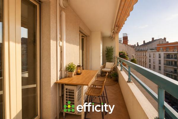 Appartement
         3 pièces
        - 72 m² Exclusivité 240 000 € *