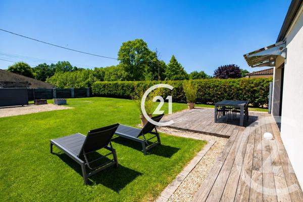 Maison à vendre  3 pièces - 91 m 2   COGNAC  - 16