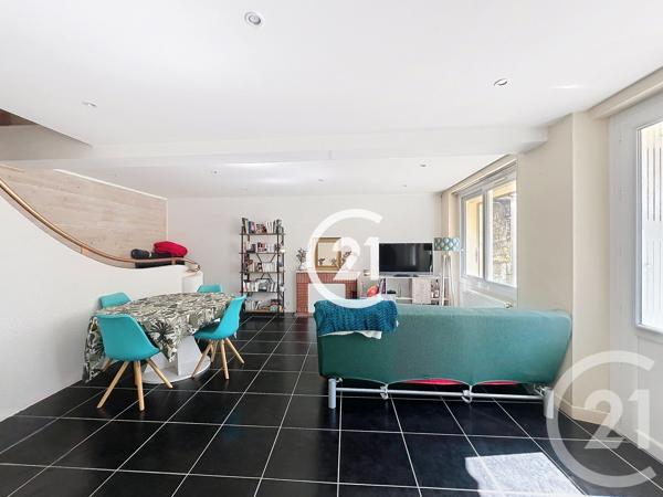 Maison à vendre  3 pièces - 91 m 2   COGNAC  - 16