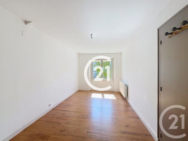 Maison à vendre  3 pièces - 91 m 2   COGNAC  - 16