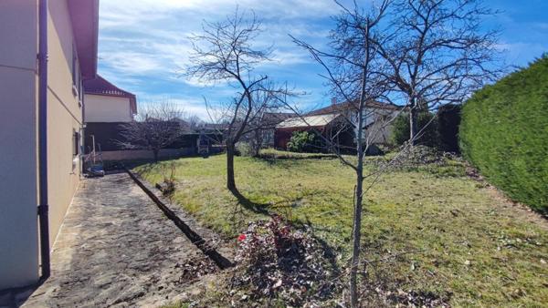 Au Cendre, maison 4 chambres avec bureau et garage