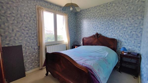 Au Cendre, maison 4 chambres avec bureau et garage