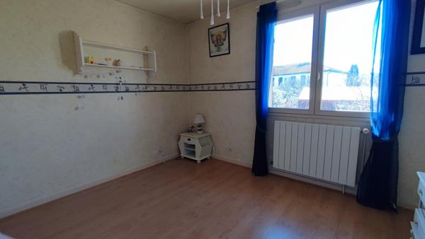 Au Cendre, maison 4 chambres avec bureau et garage