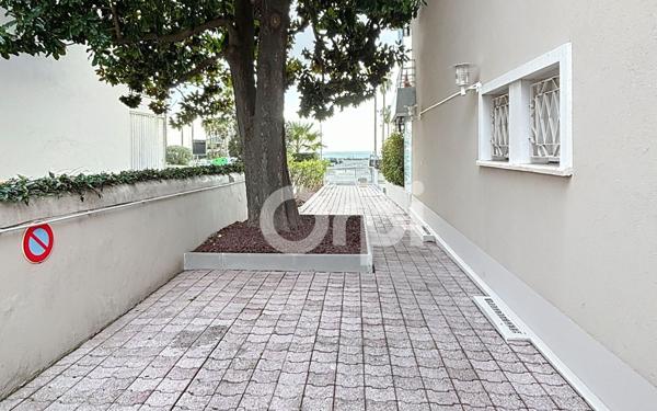 Appartement à vendre    1 pièce • 33 m2 Golfe Juan - Vallauris