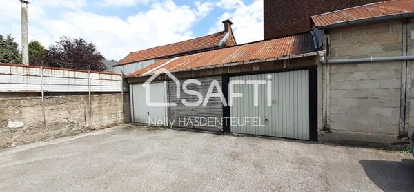 MAISON DE VILLE - 4 CHAMBRES - 5 GARAGES - IDEAL INVESTISSEURS