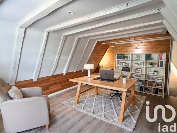 Maison 6 pièces de 103 m² à Salies-de-Béarn (64270)