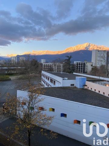 Appartement 5 pièces de 88 m² à Grenoble (38100)