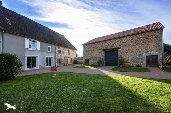 Maison à vendre |  Piégut-Pluviers |  5 pièces | 100 m²