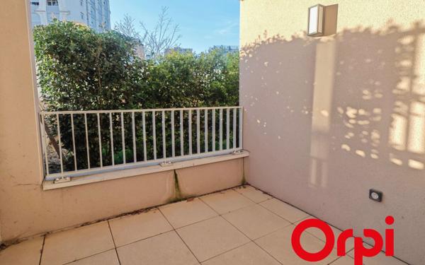 Appartement à vendre    2 pièces • 44,04 m2 Lyon 8