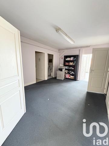 Maison à vendre 10 pièces 2 105 m² Grand Bourgtheroulde