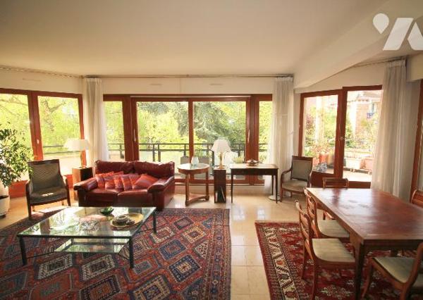 APPARTEMENT 4 PIÈCES – RÉSIDENCE RÉCENTE AVEC ASCENSEUR – BALCON / TERRASSE