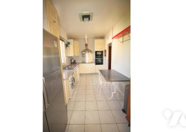 APPARTEMENT 4 PIÈCES – RÉSIDENCE RÉCENTE AVEC ASCENSEUR – BALCON / TERRASSE