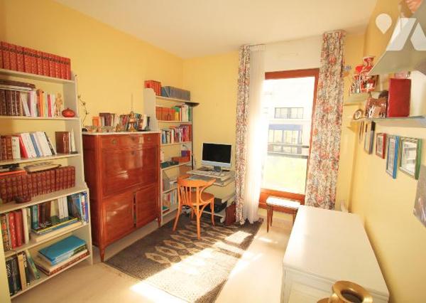 APPARTEMENT 4 PIÈCES – RÉSIDENCE RÉCENTE AVEC ASCENSEUR – BALCON / TERRASSE