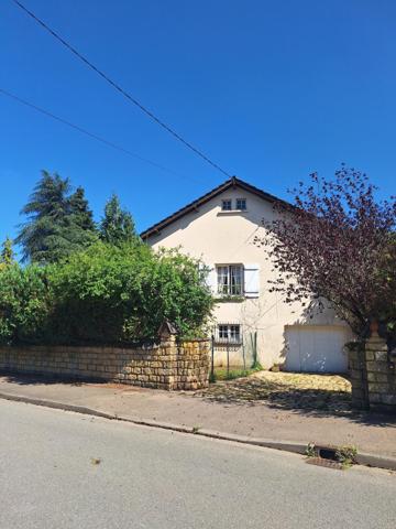 Maison individuelle 120 m²  en impasse. Jardin clos et forêt à deux pas.