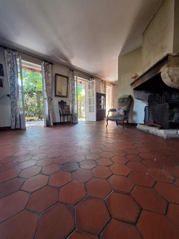 Maison individuelle 120 m²  en impasse. Jardin clos et forêt à deux pas.