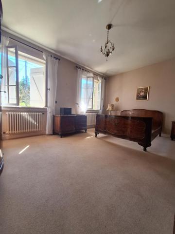 Maison individuelle 120 m²  en impasse. Jardin clos et forêt à deux pas.