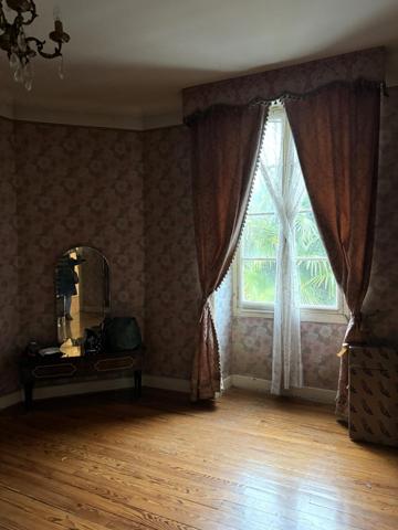 Maison de maître à fort potentiel !