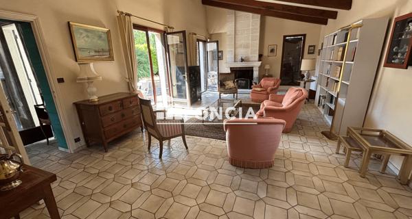 À vendre Maison 4 pièces 140 m² - La Rochelle 17000