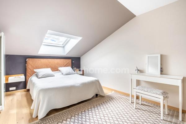 NEUVILLE SUR SAONE (69) -DUPLEX 123 m², 4 chambres, Dernier étage avec asc, Vue dégagée, DPE C