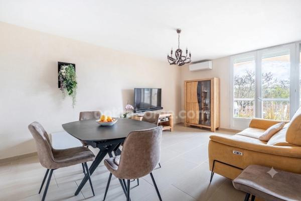 NEUVILLE SUR SAONE (69) -DUPLEX 123 m², 4 chambres, Dernier étage avec asc, Vue dégagée, DPE C