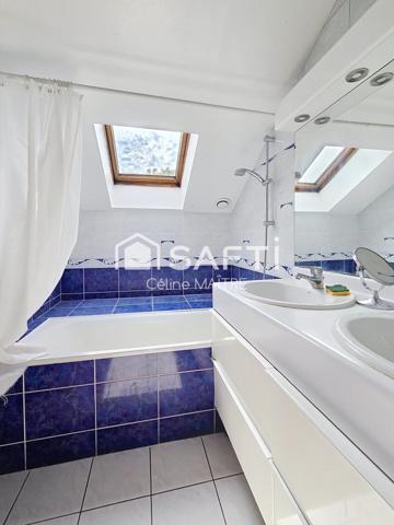 Maison individuelle - 5 chambres avec jardin de 704m²